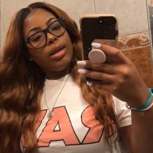 Meet your Posher, Samantha